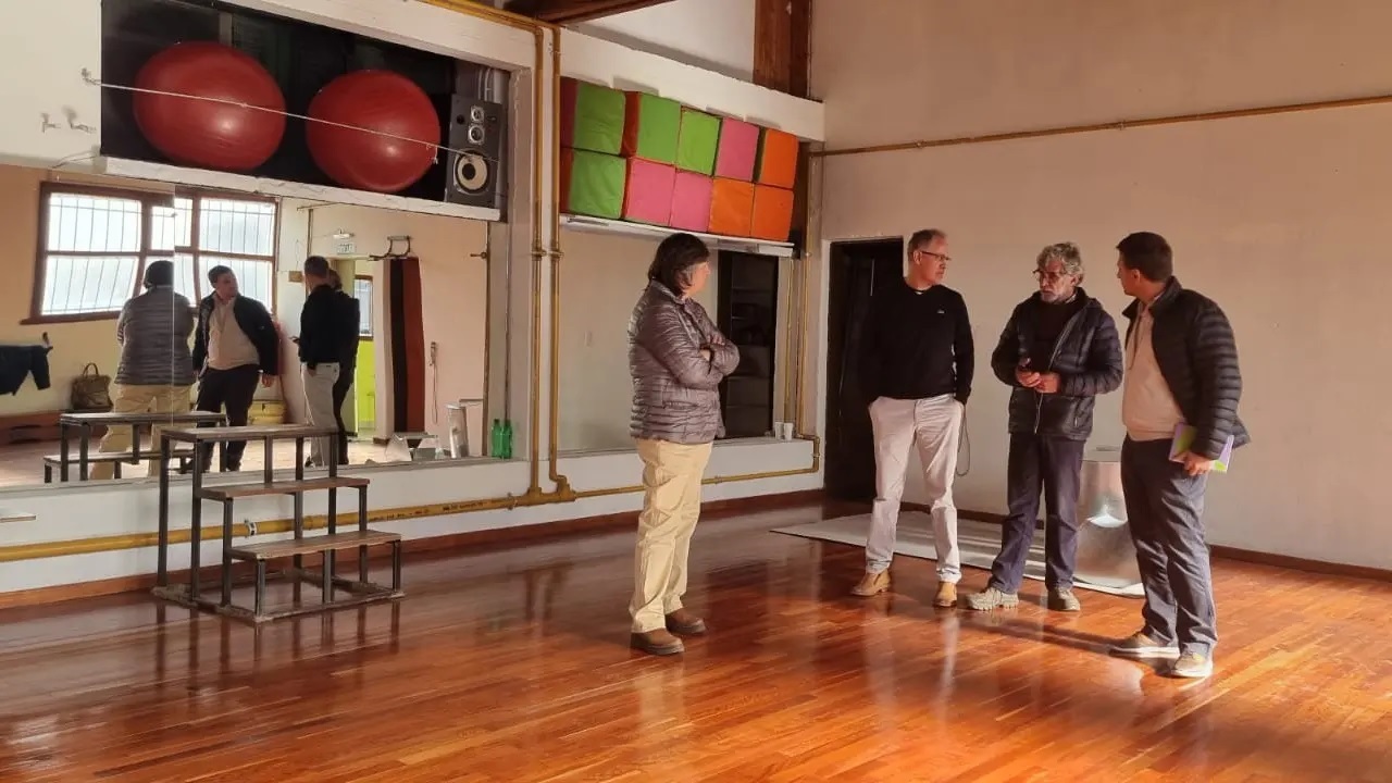 Bariloche: finalizan obras en el CEF 8 e inician trabajos en la Escuela 311