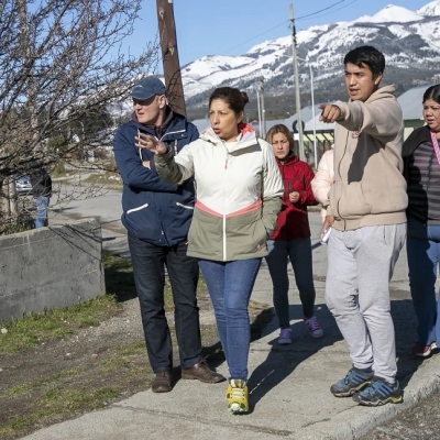 La Gobernadora recorrió el barrio Dos de Abril en Bariloche