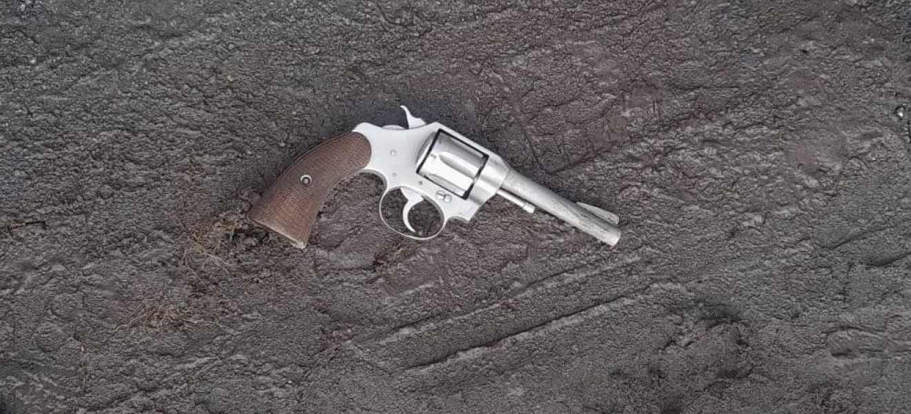 Bariloche: Jóvenes efectuaron detonaciones con un arma en inmediaciones de un colegio