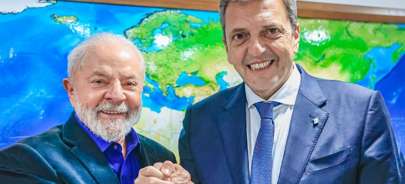 (((video))) En su visita a Brasil, Massa se reunió con Lula con una agenda abultada