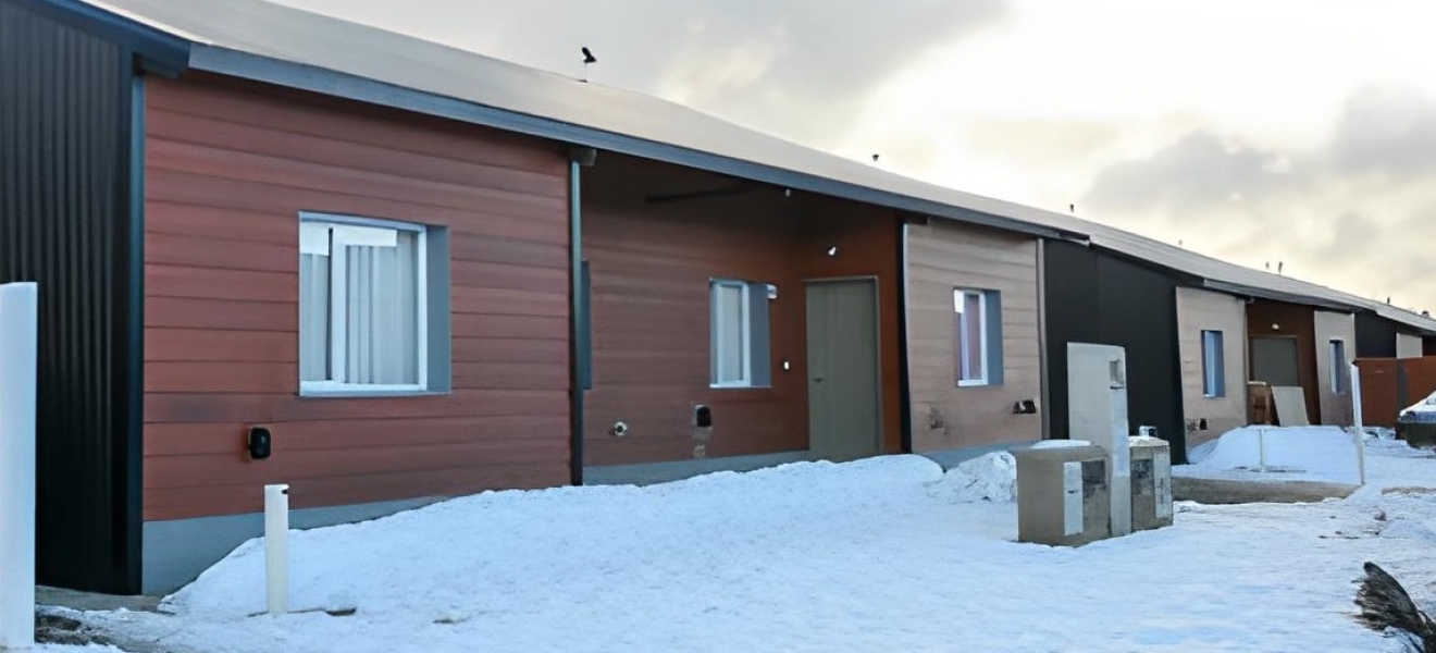 La CEB participó en reuniones para la entrega de viviendas del IPPV en Bariloche