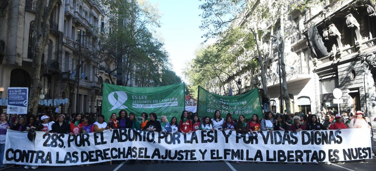 (((video))) 28S: Mujeres y diversidades marcharon contra las derechas, el ajuste y el FMI