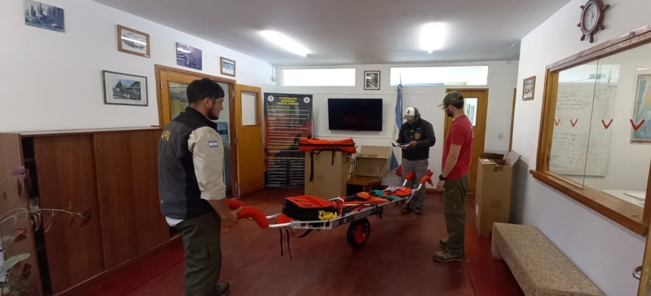 Bariloche: Nuevo equipamiento para el traslado de pacientes en zonas agrestes 