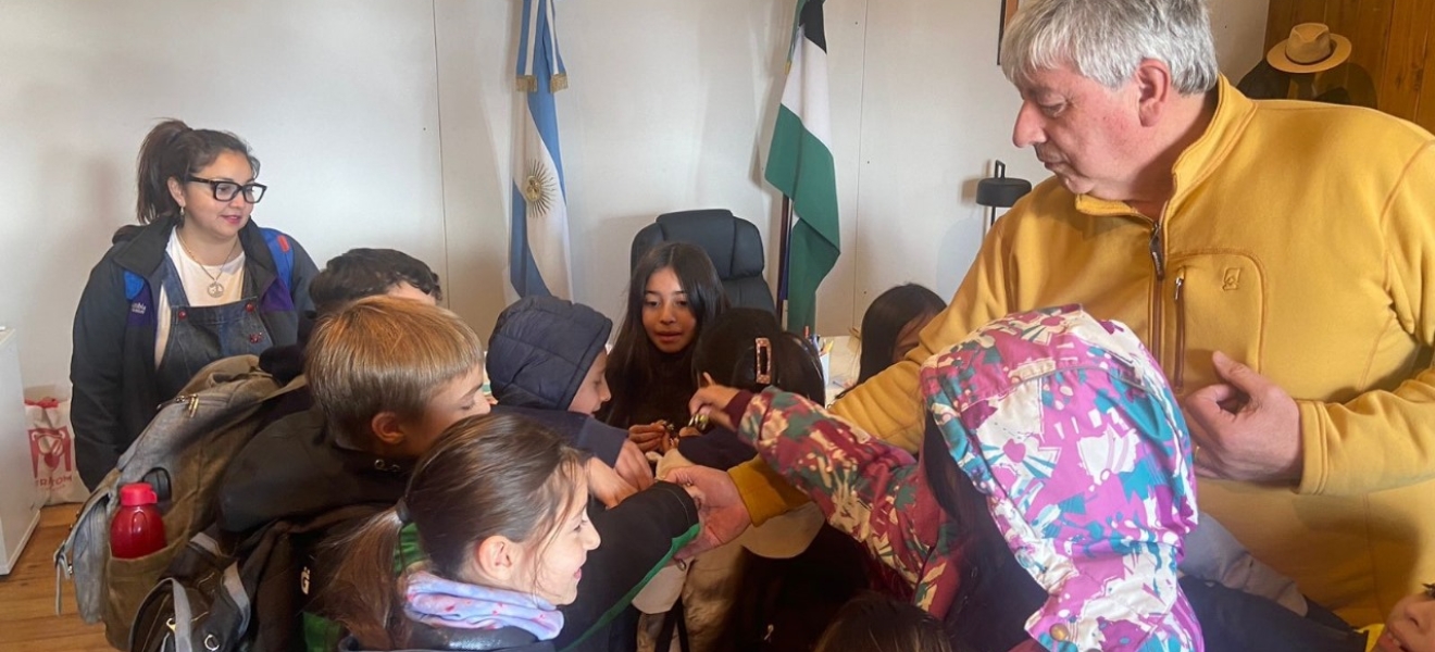 Alumnos del Instituto Patagónico visitaron el Paseo del Reloj Bariloche