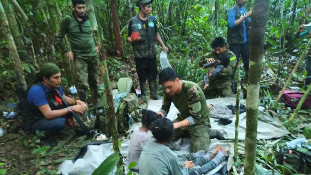 "Mi mamá se murió": dramático rescate de los niños en la selva colombiana