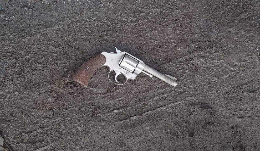 Bariloche: Jóvenes efectuaron detonaciones con un arma en inmediaciones de un colegio