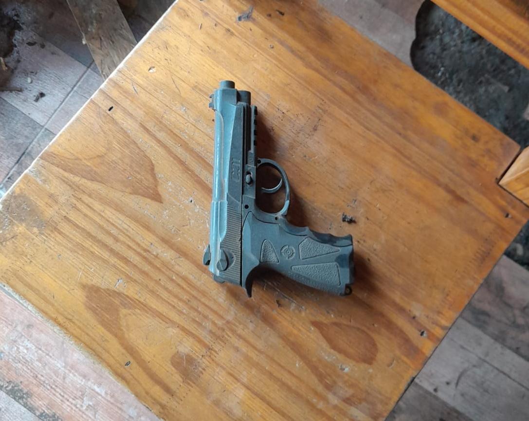 Bariloche: secuestraron un arma, una réplica y proyectiles en un allanamiento