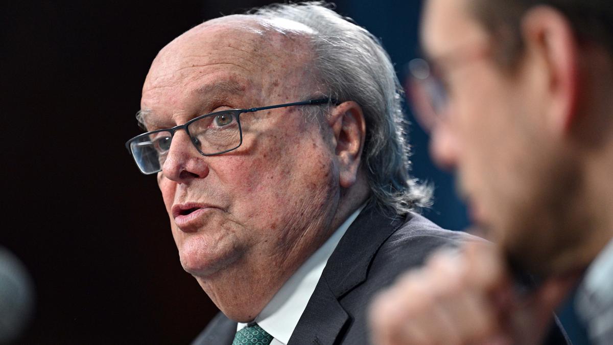 De Mendiguren criticó a empresarios que rechazan la suma fija: La reacción no está justificada