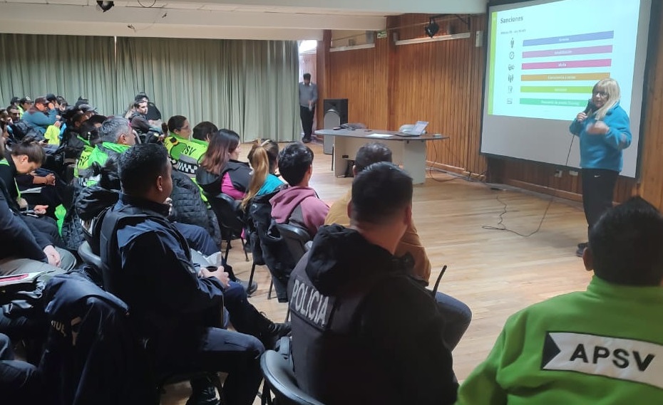 Esquel: Provincia y Nación capacitaron a personal de Tránsito