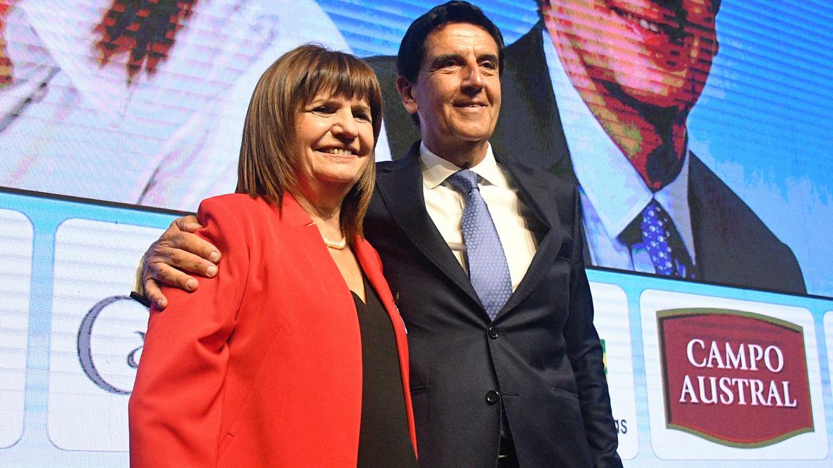Bullrich en línea de largada: comenzará su recorrida por el país