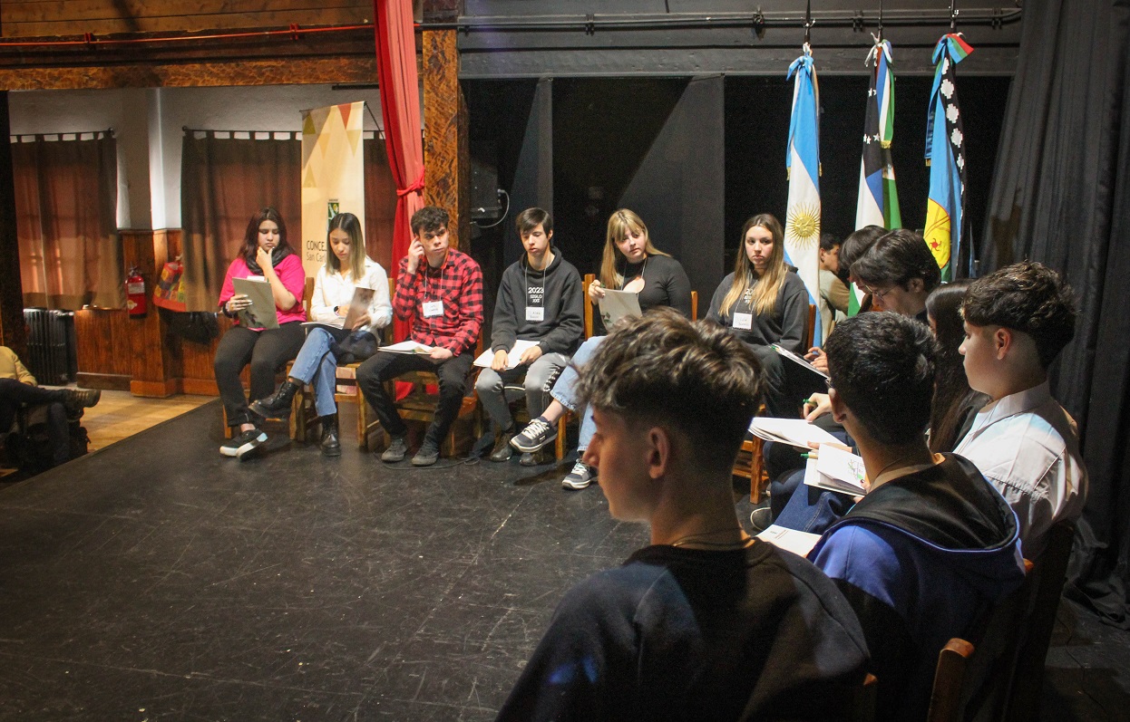 Los concejales por un día iniciaron el debate de sus proyectos en Bariloche