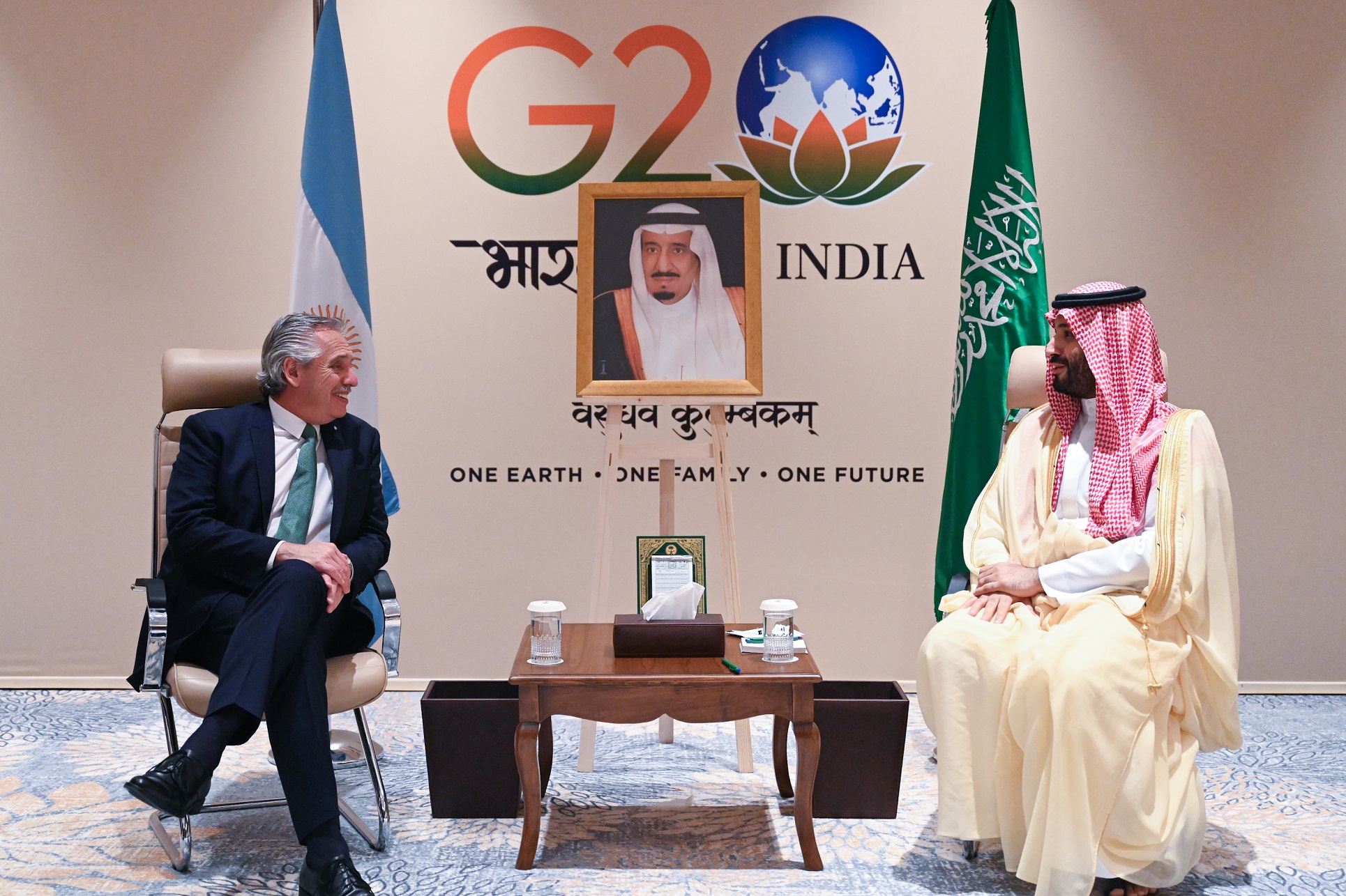 (((video))) El presidente se reunió con el primer ministro de Arabia Saudita y el canciller federal de Alemania