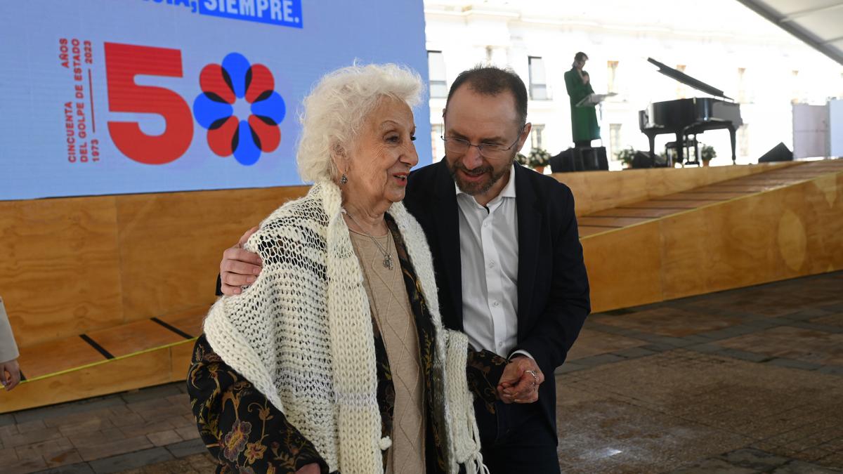 Al recordar el golpe en Chile, Carlotto pidió no olvidar y disfrutar la democracia