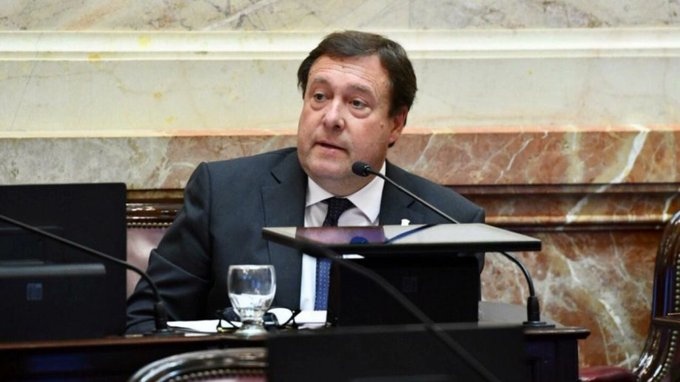 Alberto Weretilneck: Si las opciones son Milei y Massa, votaré por Massa