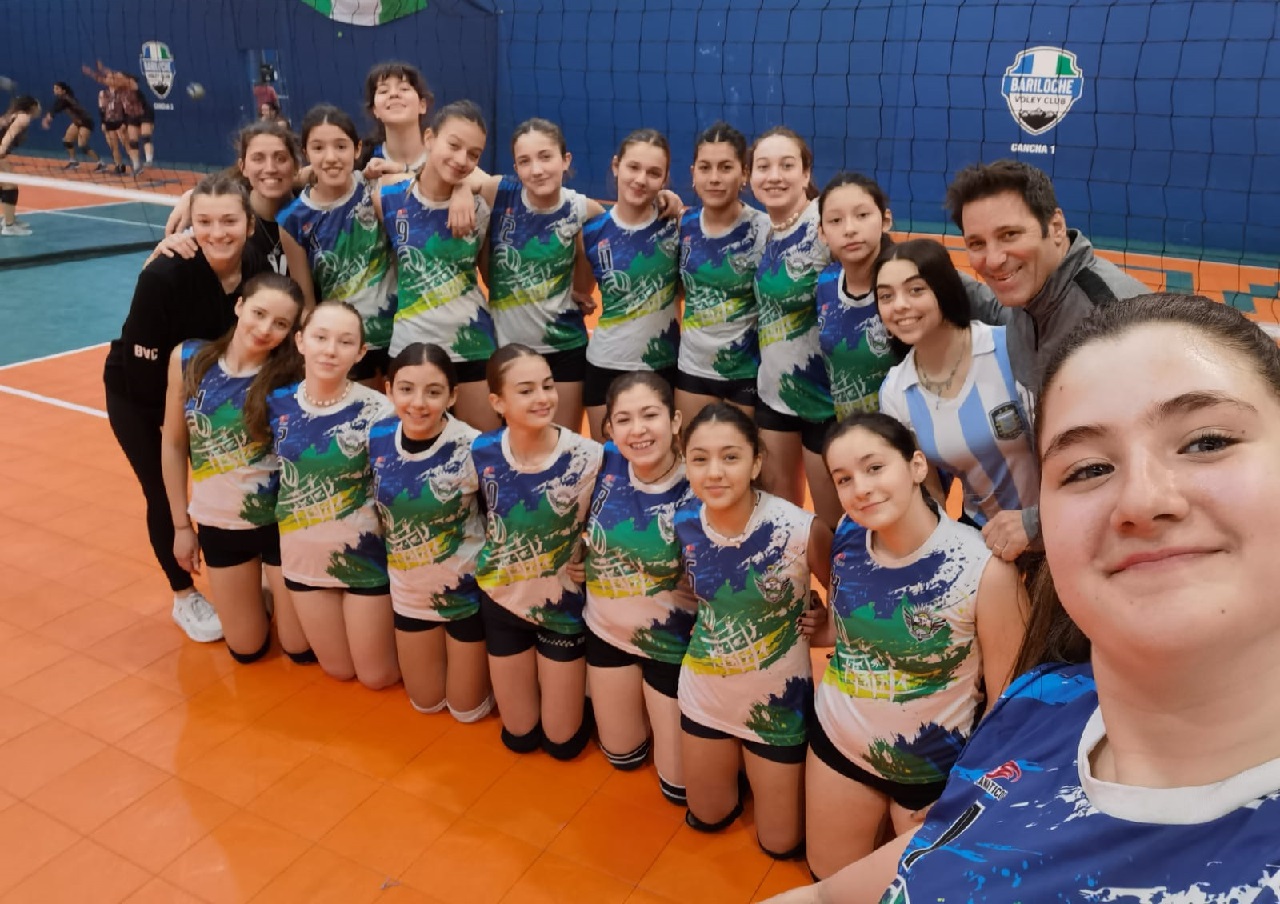 Tres categorías del Bariloche Vóley Club se quedaron con la segunda etapa