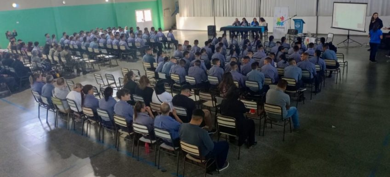 Empleados policiales de Rio Negro fueron capacitados en Trastornos del Espectro Autista