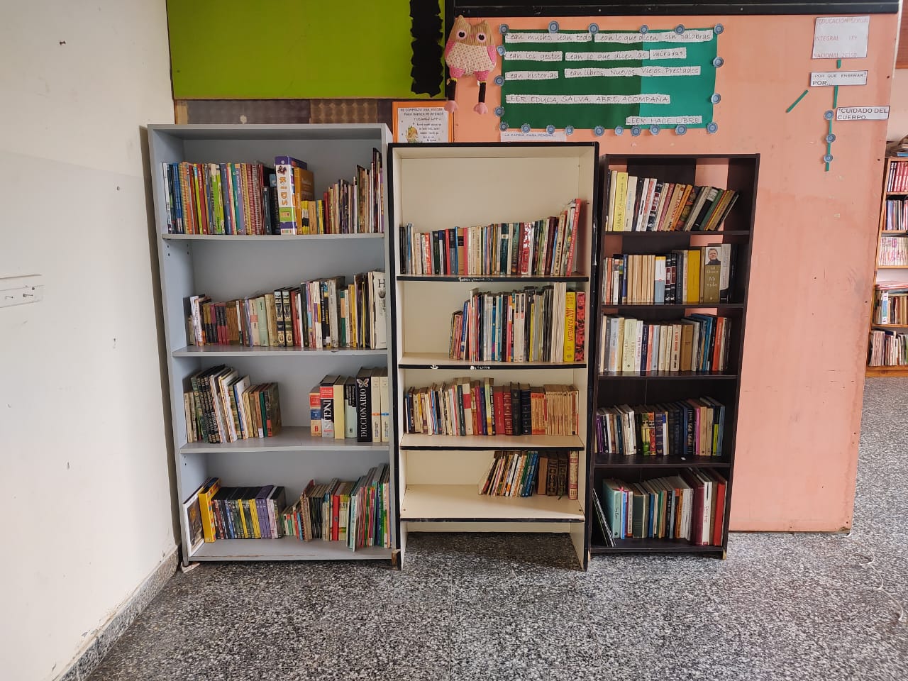 Vialidad Nacional entregó libros y juguetes a la escuela Hogar Nº 104 de Clemente Onelli