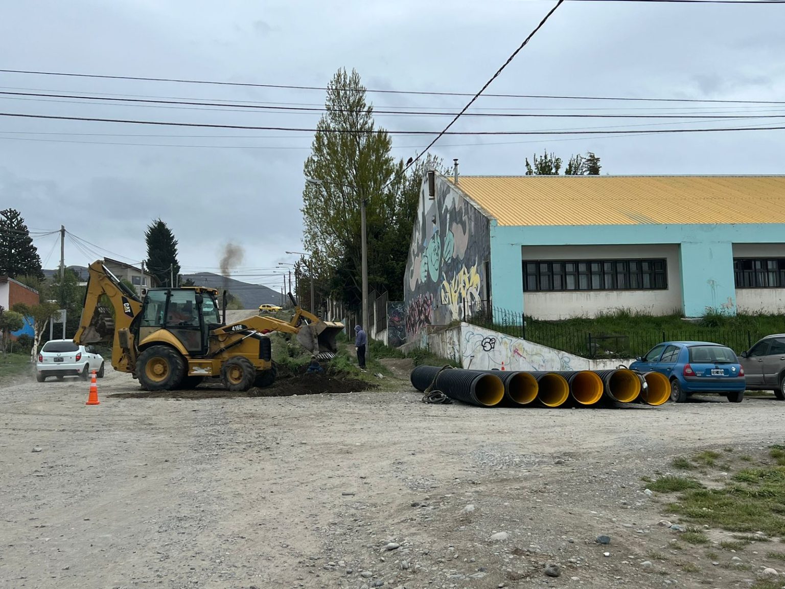 Bariloche: Comenzaron a colocarse los caños pluviales en el barrio Las Quintas