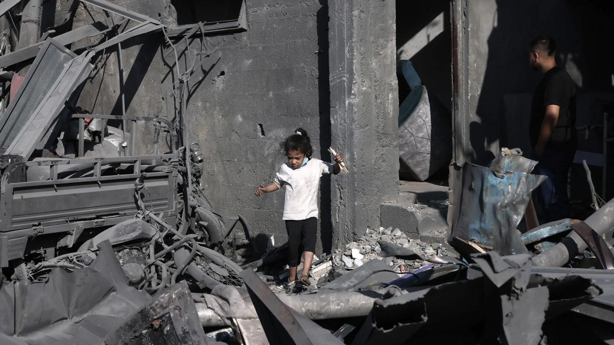 El jefe de la ONU para refugiados palestinos pidió poner fin a la masacre en Gaza