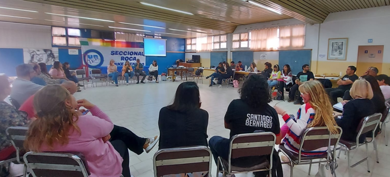 Río Negro: Encuentro de nivel secundario sobre ESRN