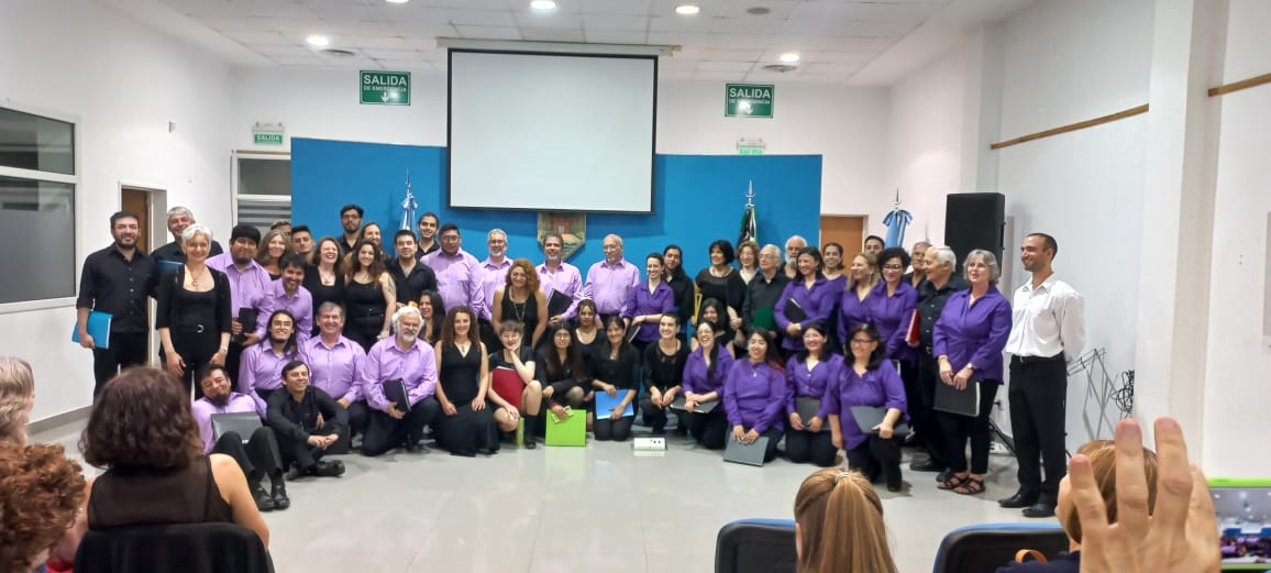El Coro de Cámara Municipal Bariloche brilló en General Roca