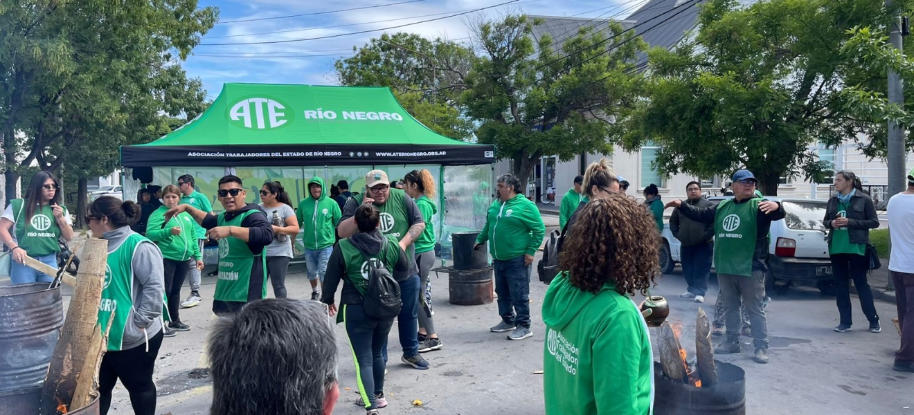 Más de 80% de adhesión al paro de porteros de ATE en Río Negro