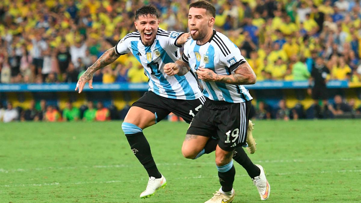 (((video))) Maracanazo: Argentina le ganó un histórico partido a Brasil y es puntero