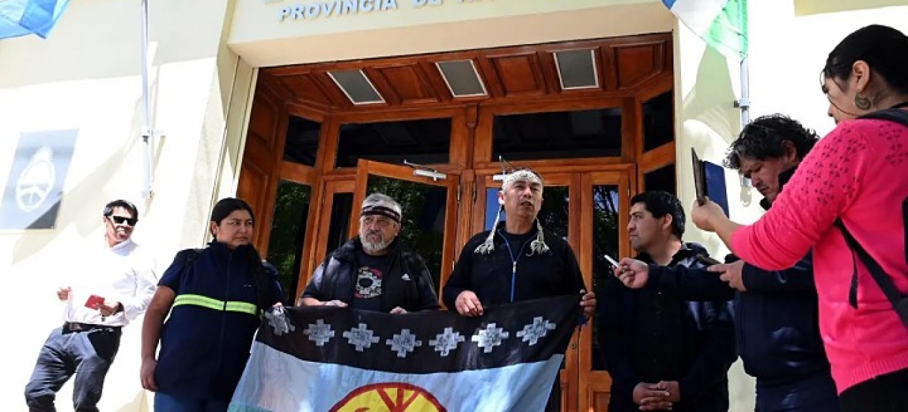 Rechazo a las reformas en la Ley de Tierras y de Minería aprobadas en la legislatura de Río Negro