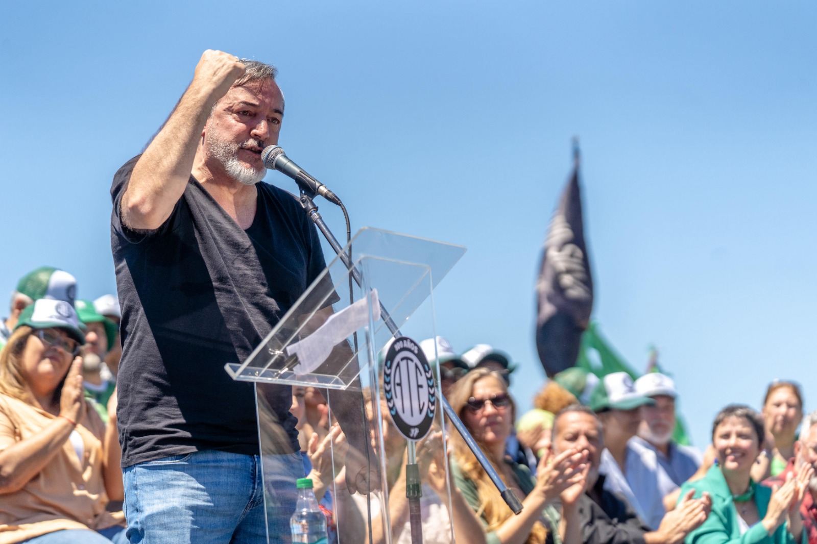 ATE Nacional: La motosierra de Milei empieza por el aguinaldo, no por la casta