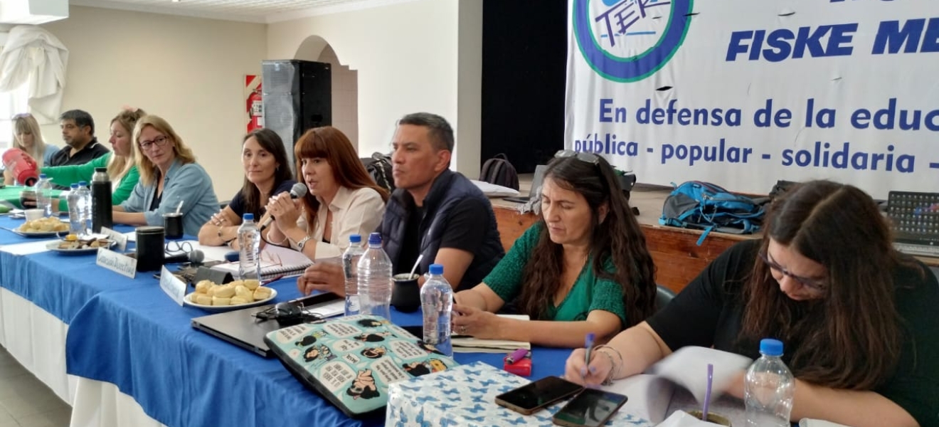 (((video))) El Congreso de UnTER aceptó de la propuesta salarial del gobierno de Río Negro