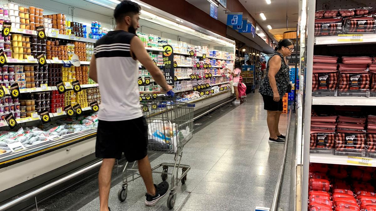 Qué es la estanflación, una vieja conocida de los argentinos