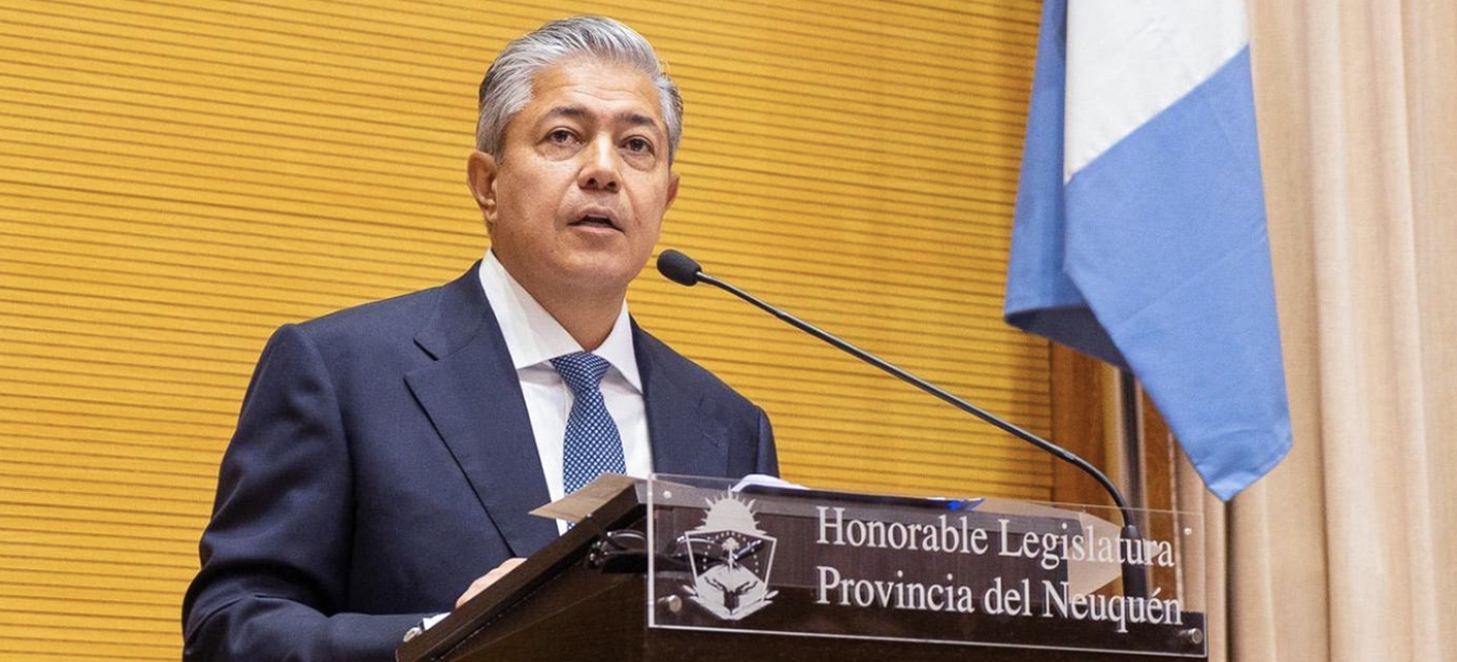 El gobernador de Neuquén se autoexcluyó de la jubilación de privilegio