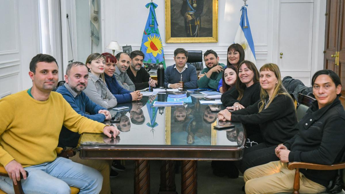 El peronismo busca armar un nuevo polo opositor junto con sectores sociales