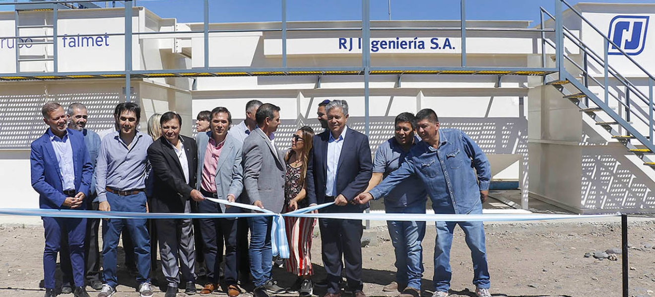 Gobernador de Neuquén inauguró el 2do módulo de abastecimiento de agua para Añelo