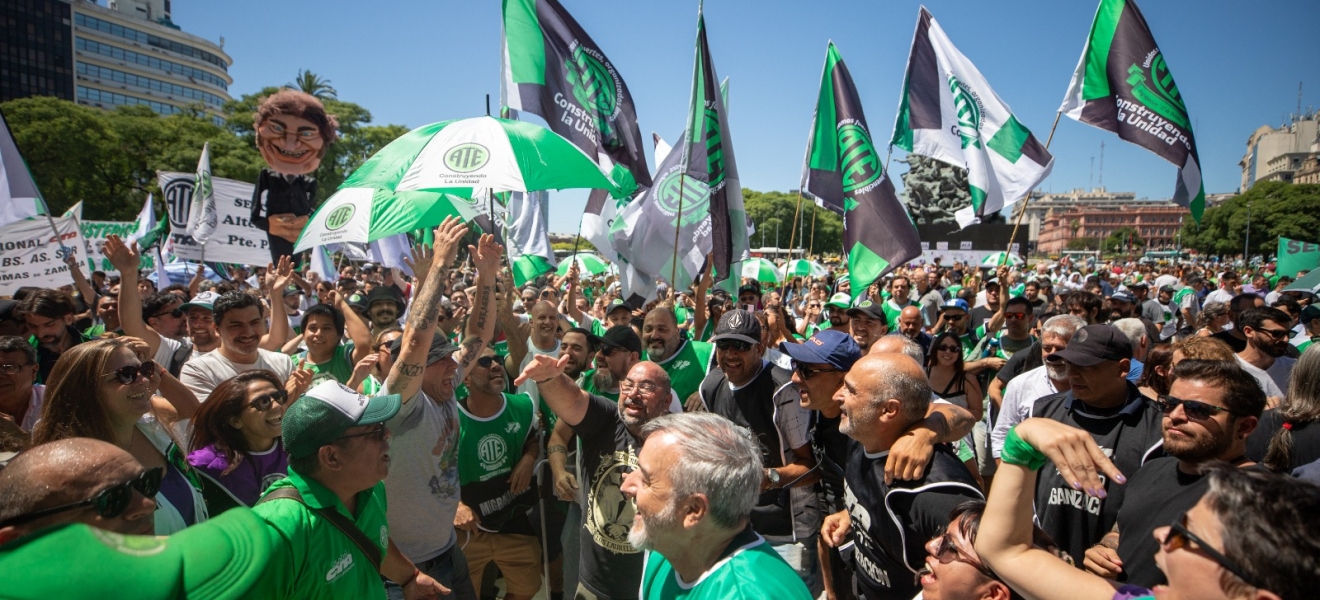 (((video))) Estatales protestaron contra el ajuste y los despidos en distintas ciudades del país