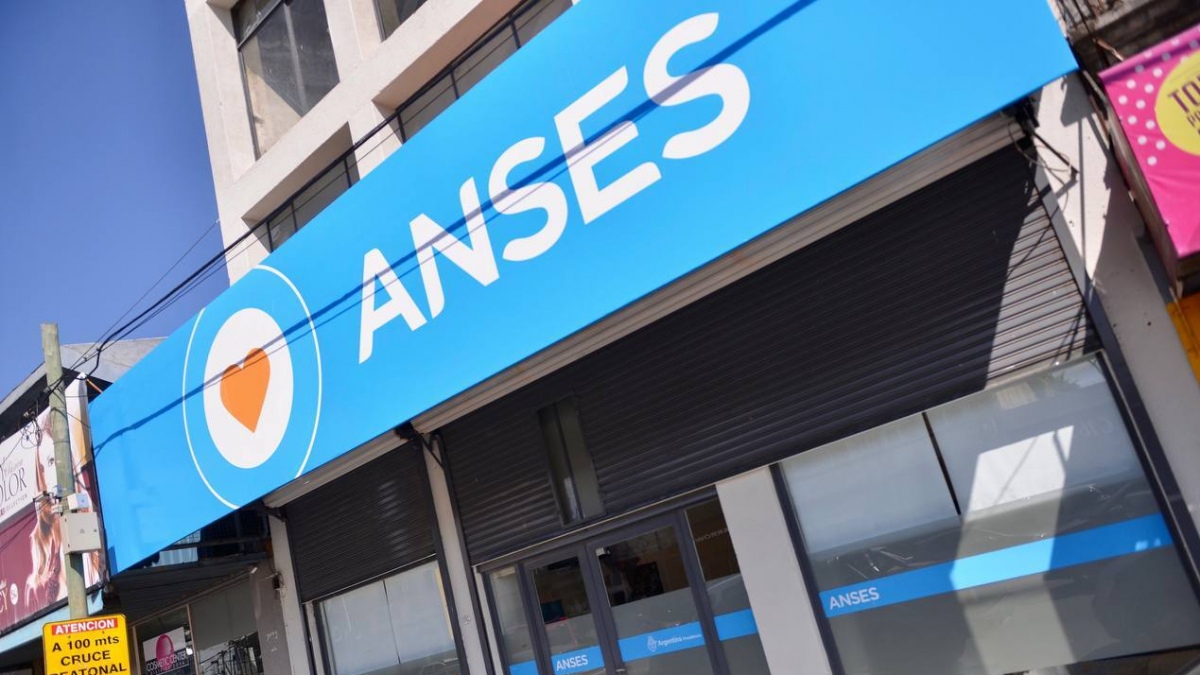 Denuncian 320 despidos de personal de planta permanente en la Anses