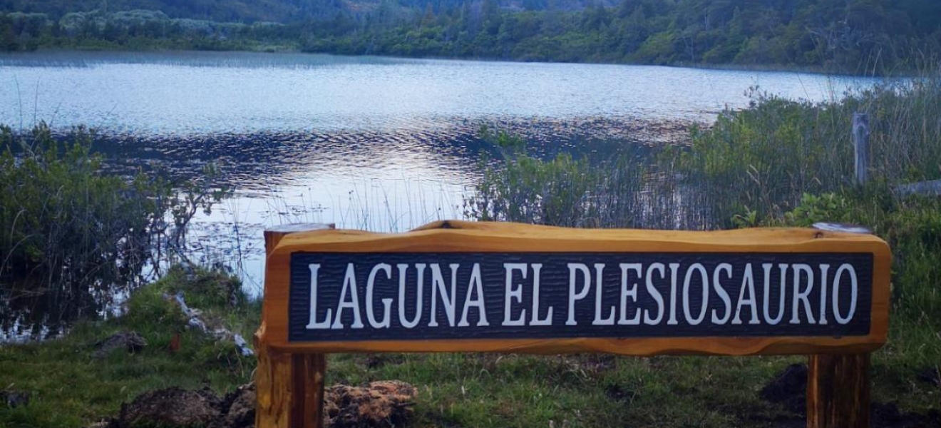 La leyenda de la Laguna del Plesiosaurio revive en El Hoyo