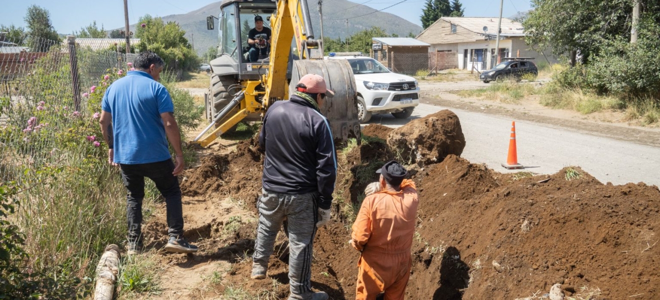 Bariloche: Trabajos de prevención para evitar inundaciones en el invierno en barrio El Frutillar