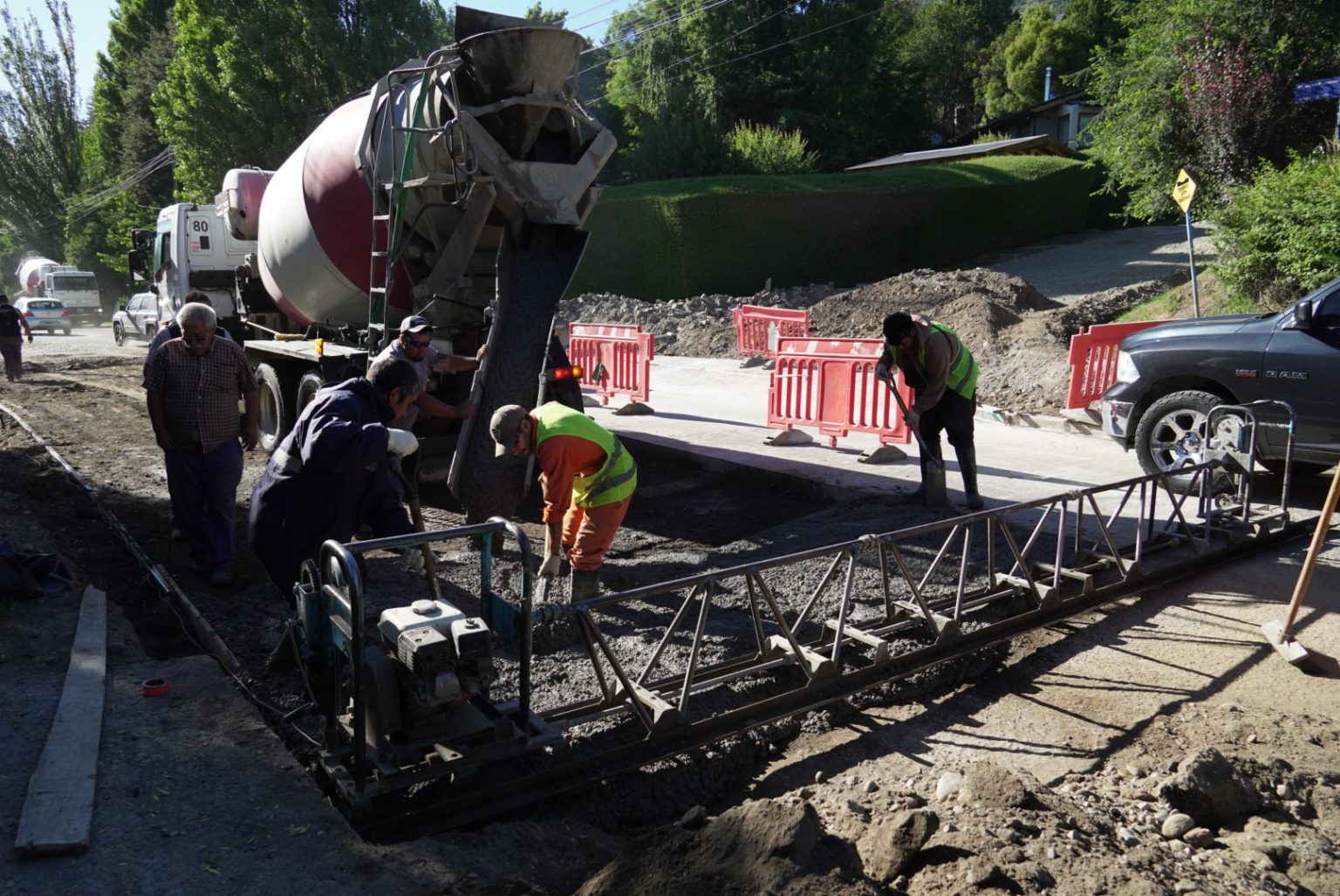 Bariloche: La repavimentación de Pioneros al 5,700 estará lista en una semana