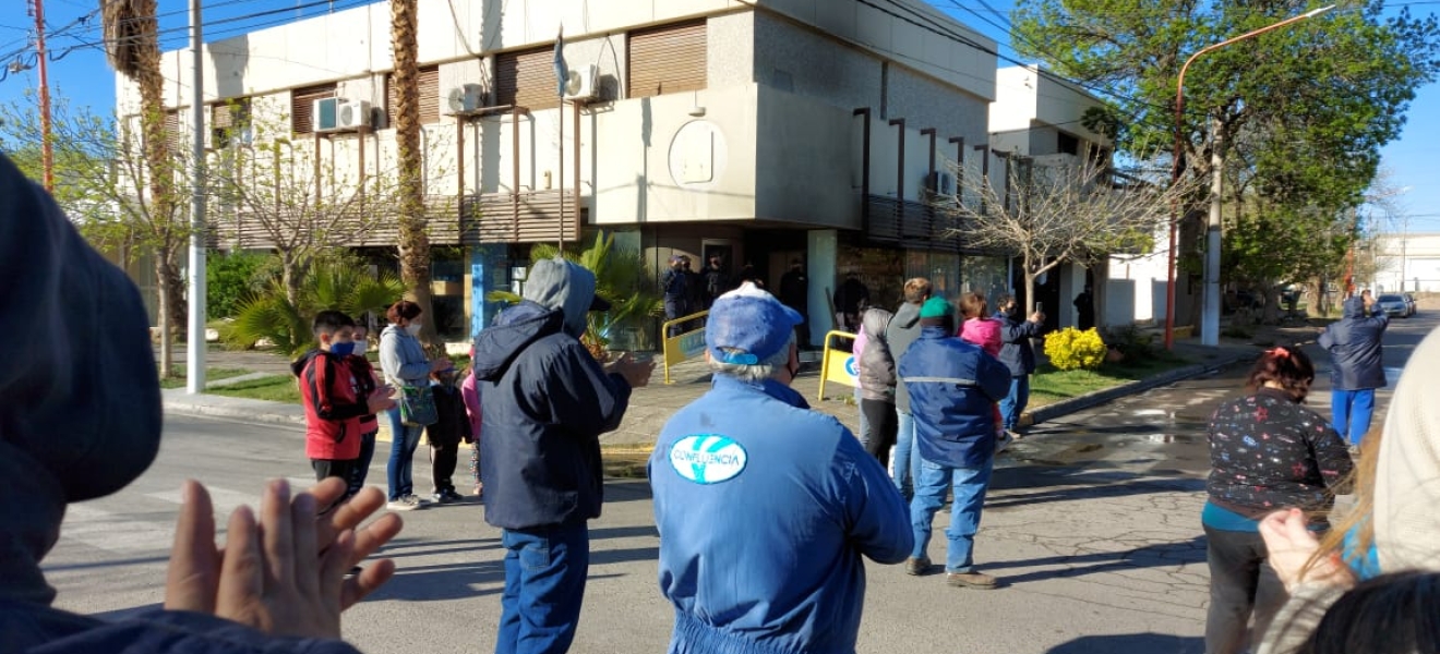 ATE acordó para el mes de enero una suma fija de 75.000 pesos para los municipales de Campo Grande