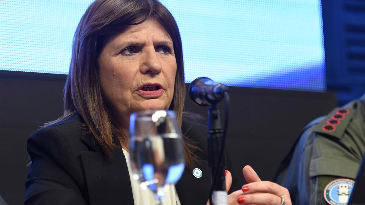 Bullrich garantizó el respaldo a quienes trabajen durante el paro: Hay un protocolo