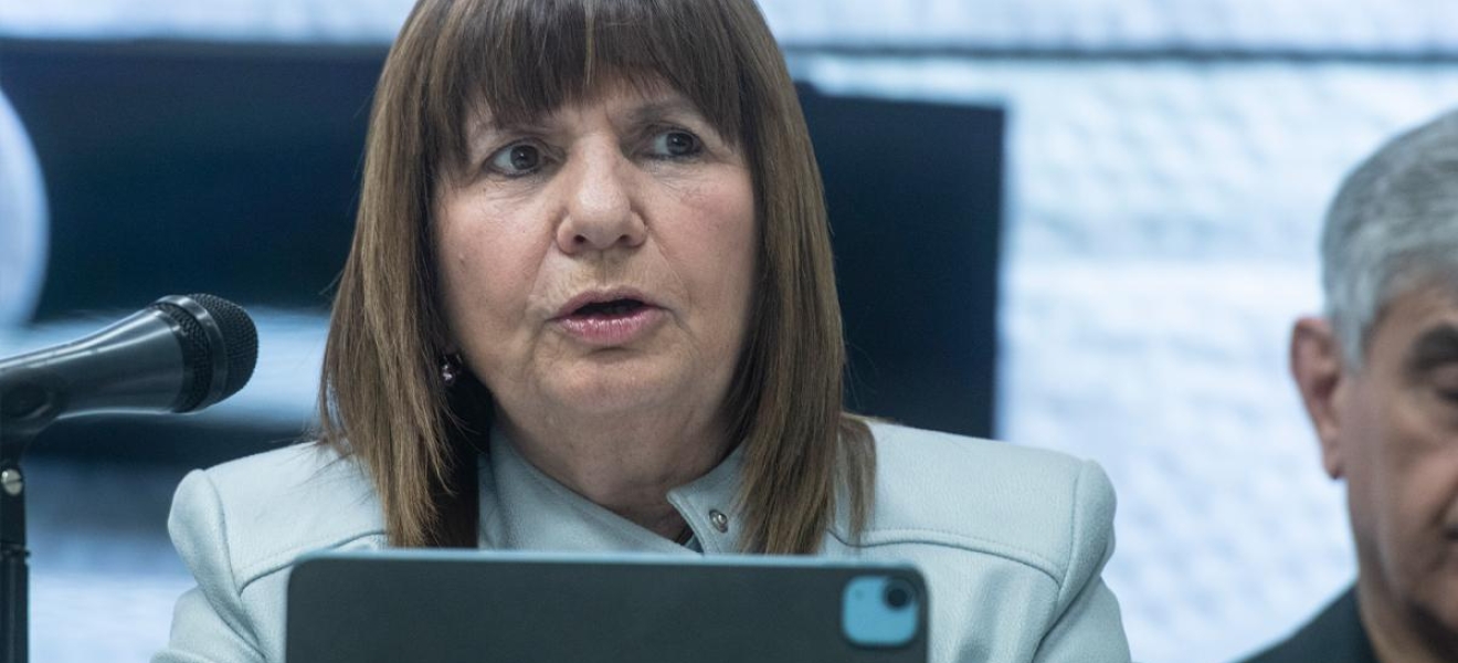 Bullrich: Moyano que los lleve a upa si quiere, nosotros vamos a cumplir el protocolo