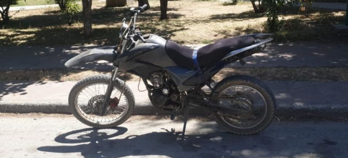 Secuestran en El Bolsón una moto sustraída en Bariloche