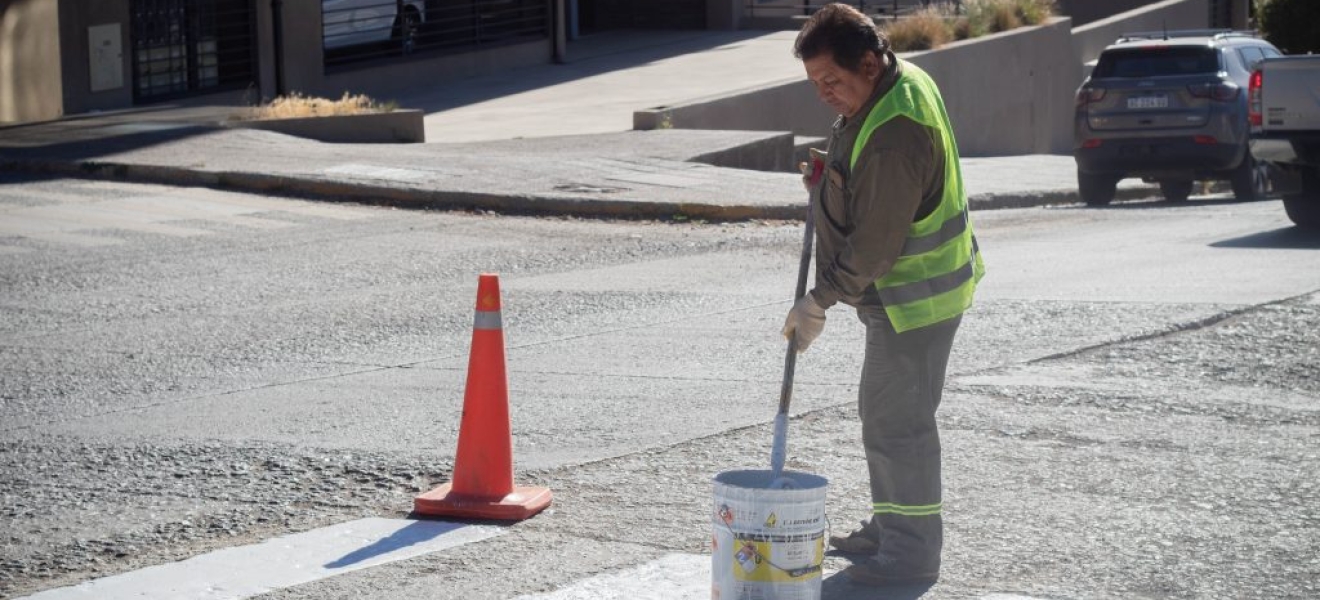 Bariloche: precaución en Pioneros y 20 de Junio por trabajos de señalización