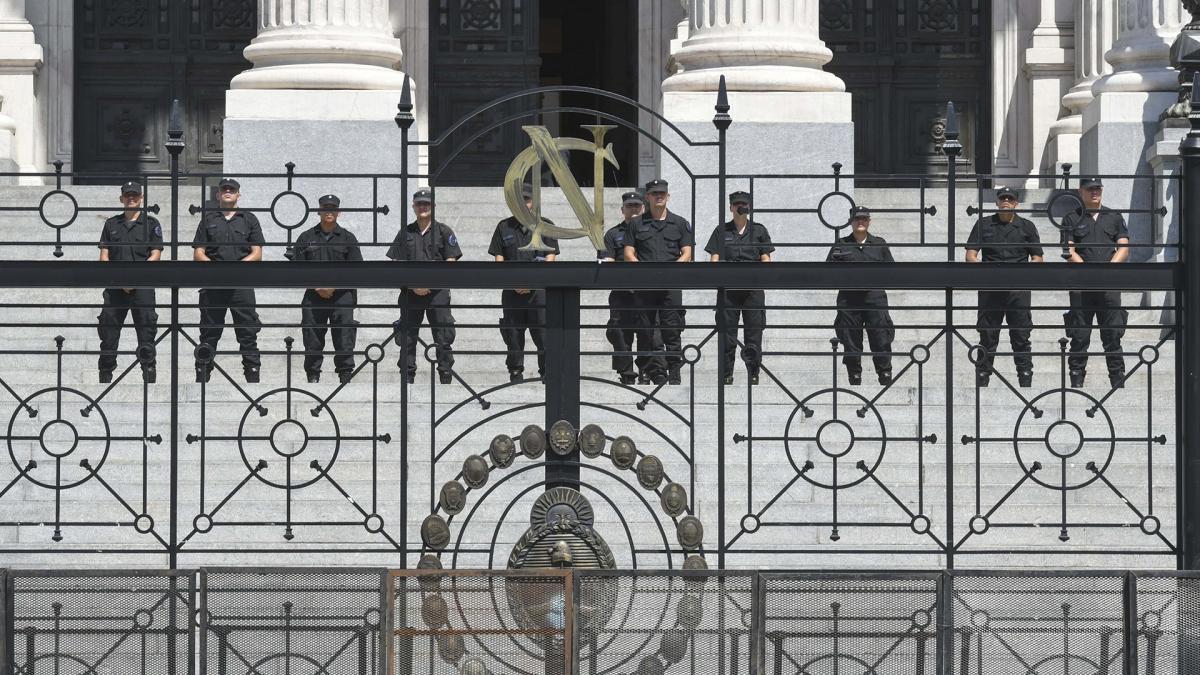 La CGT criticó el operativo de seguridad desplegado en las inmediaciones del Congreso