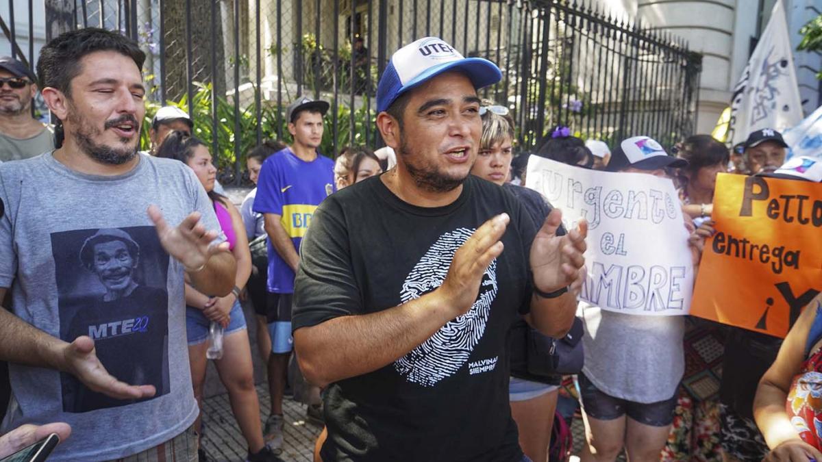 La UTEP realizó una nueva jornada nacional de ollas vacías