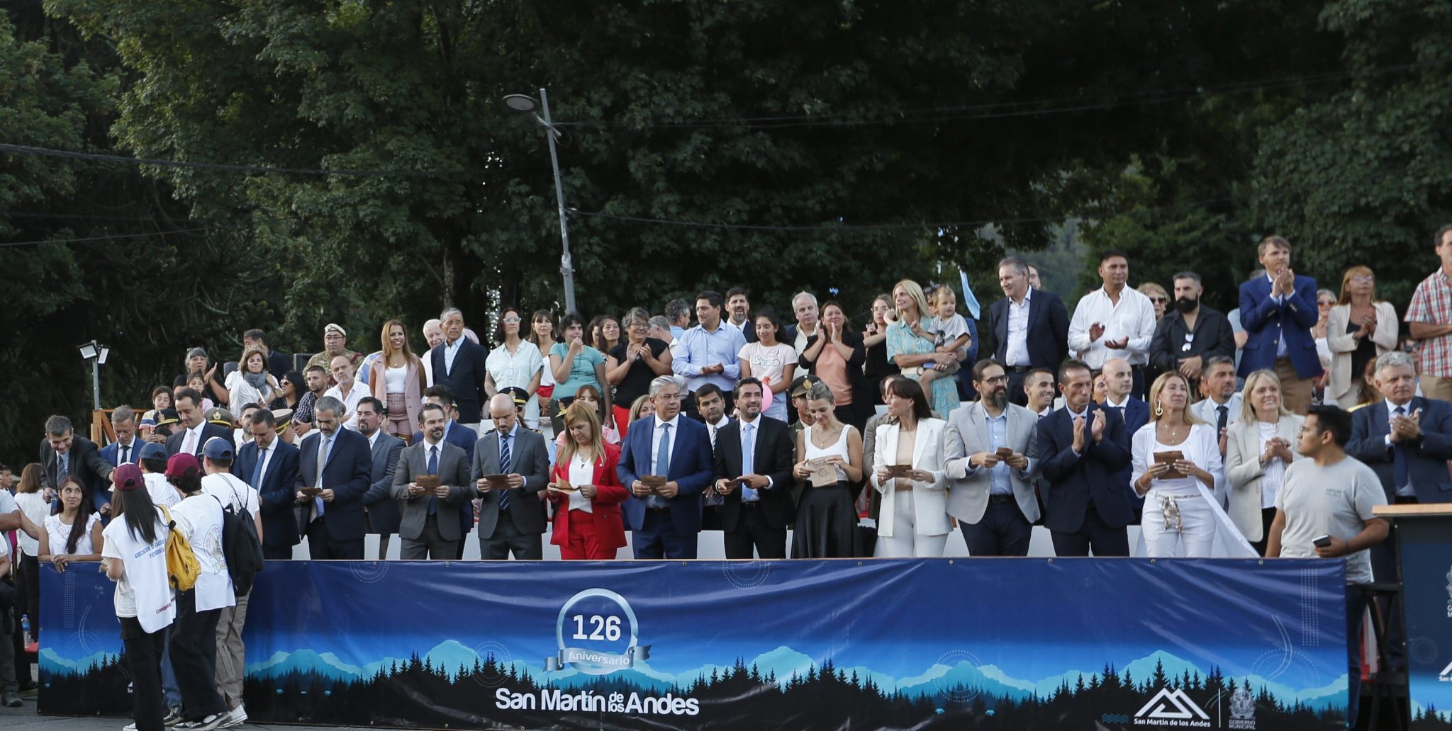 Desde San Martín de los Andes el gobernador llamó a defender la neuquinidad