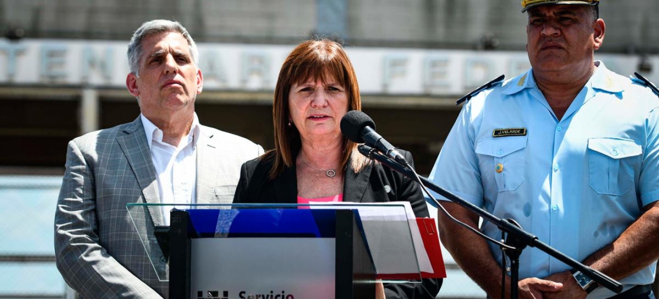 Bullrich relanza el protocolo para el empleo de armas de fuego de las fuerzas federales