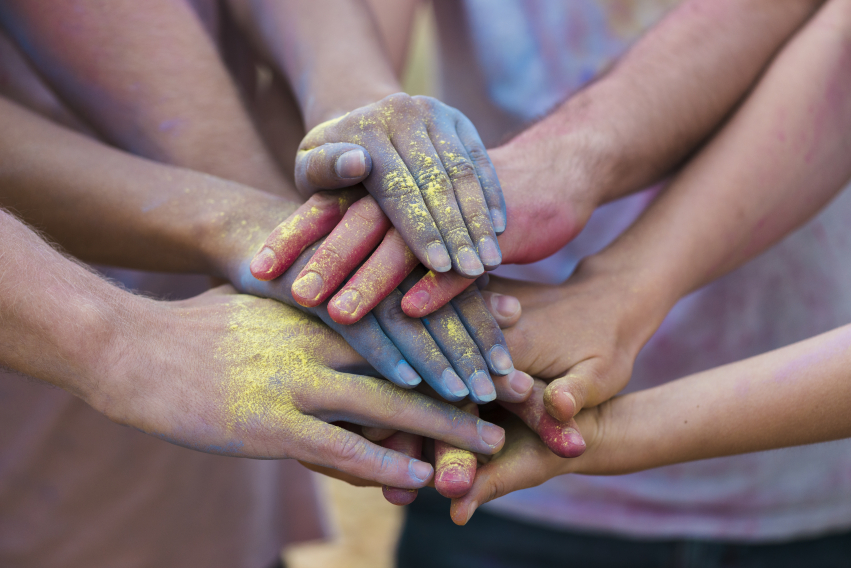 Abierta la convocatoria 2024 para acciones culturales barriales y talleres artísticos en la UNRN