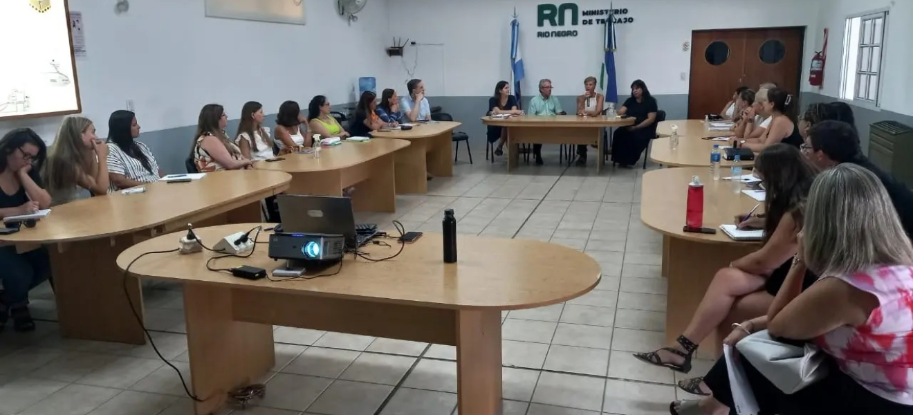 Rio Negro: Agentes del Estado se capacitan para prevenir el consumo problemático